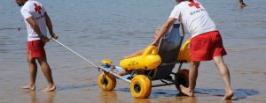 Valencia actualiza su protocolo de acceso al baño en playas